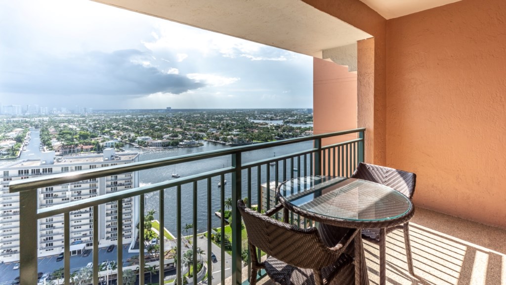 Marriott's BeachPlace Towers_22.jpg
