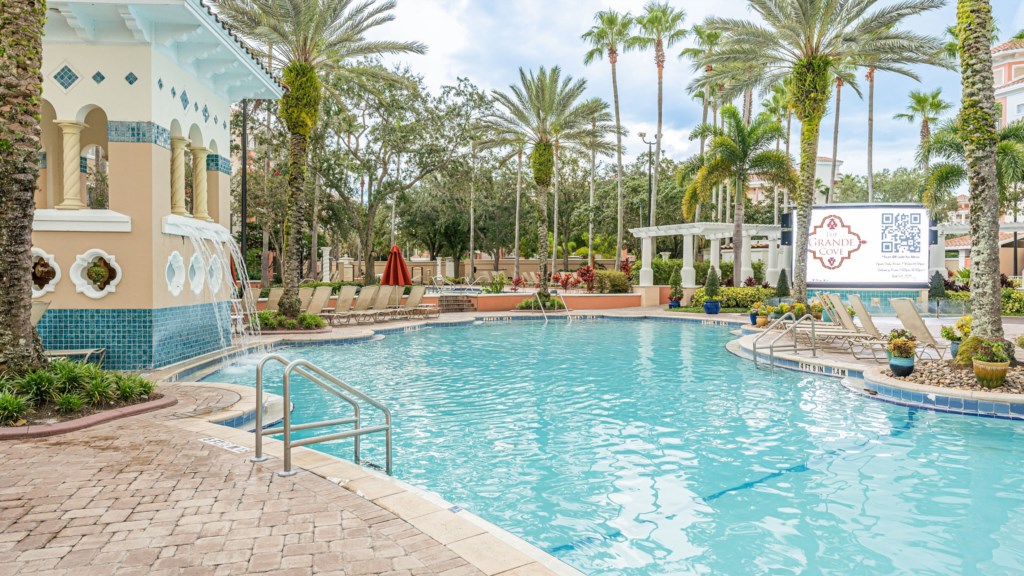 Marriott's Grande Vista_21.jpg