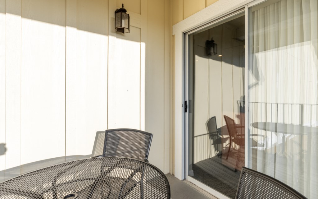 ClubWyndham_1Balcony-003_studio
