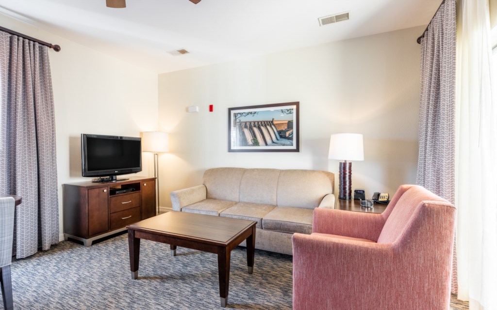 ClubWyndham_1Livingarea-003-Edit_studio