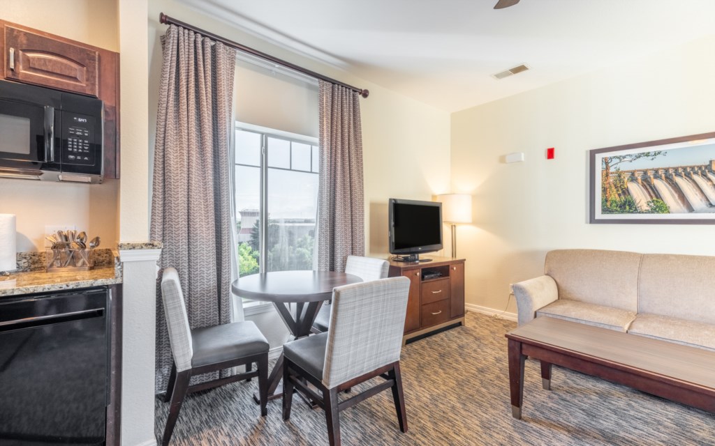 ClubWyndham_1Livingarea-005-Edit_studio