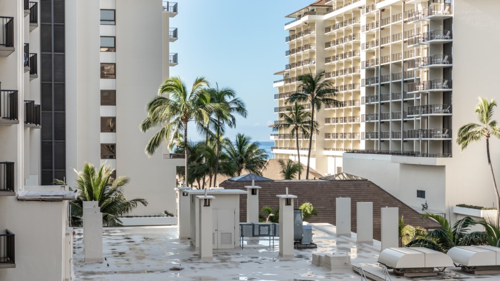 Club Wyndham Waikiki Beach Walk - 2 Bedroom Deluxe - 016.jpg