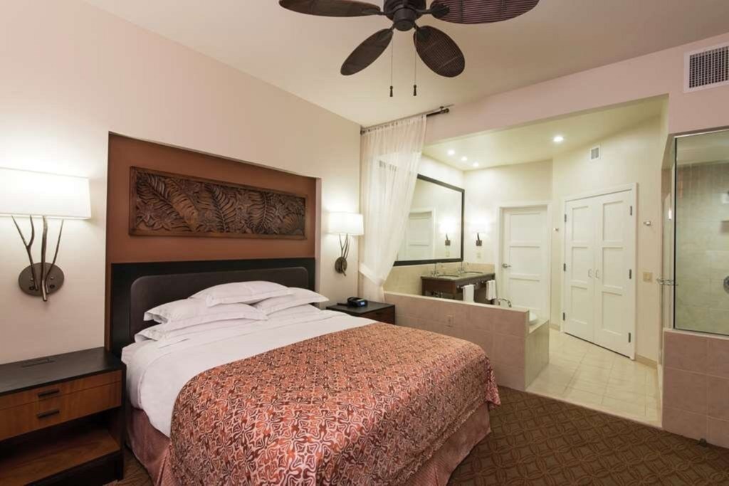 Kohala Suites by Hilton Grand Vacations Club_13.jpg
