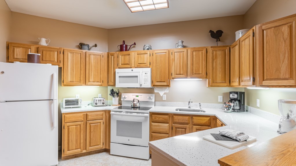 09_ClubWyndhamSmugglersNotchVermont_kitchen_1