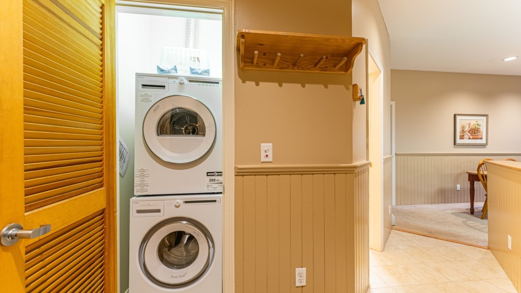 17ClubWyndhamSmugglersNotchVermont_washerdryer_1