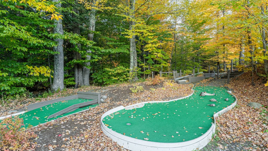 ClubWyndhamSmugglersNotchVermont_outdoorgames_20
