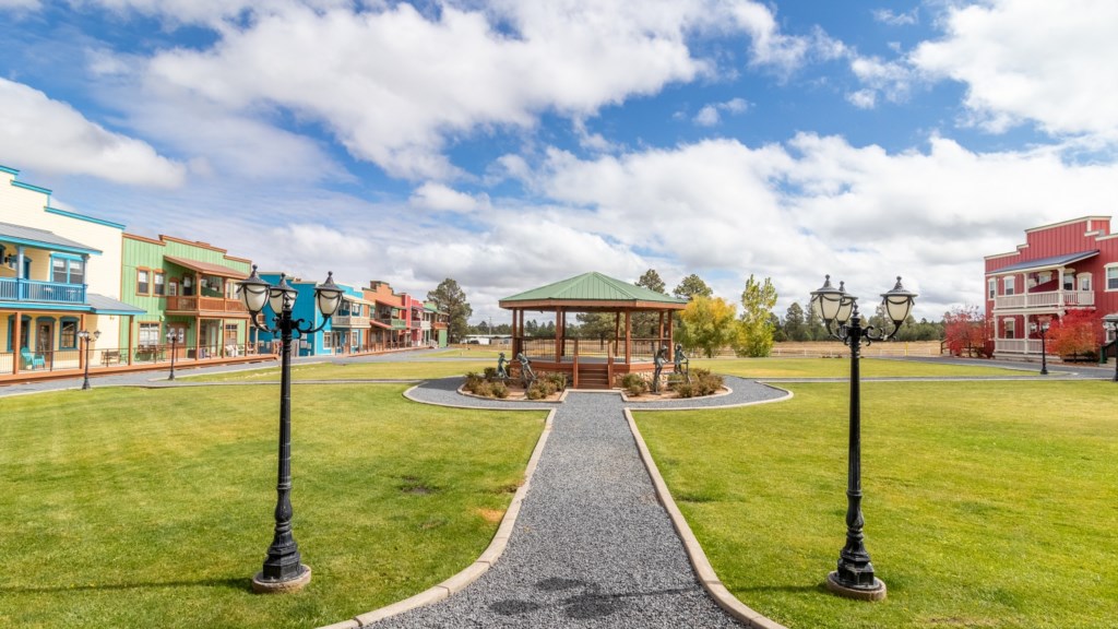 1b Club Wyndham Bison Ranch_exterior - 0013.jpg