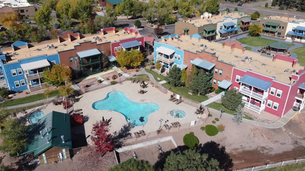 2 Club Wyndham Bison Ranch_exterior - 0035.jpg