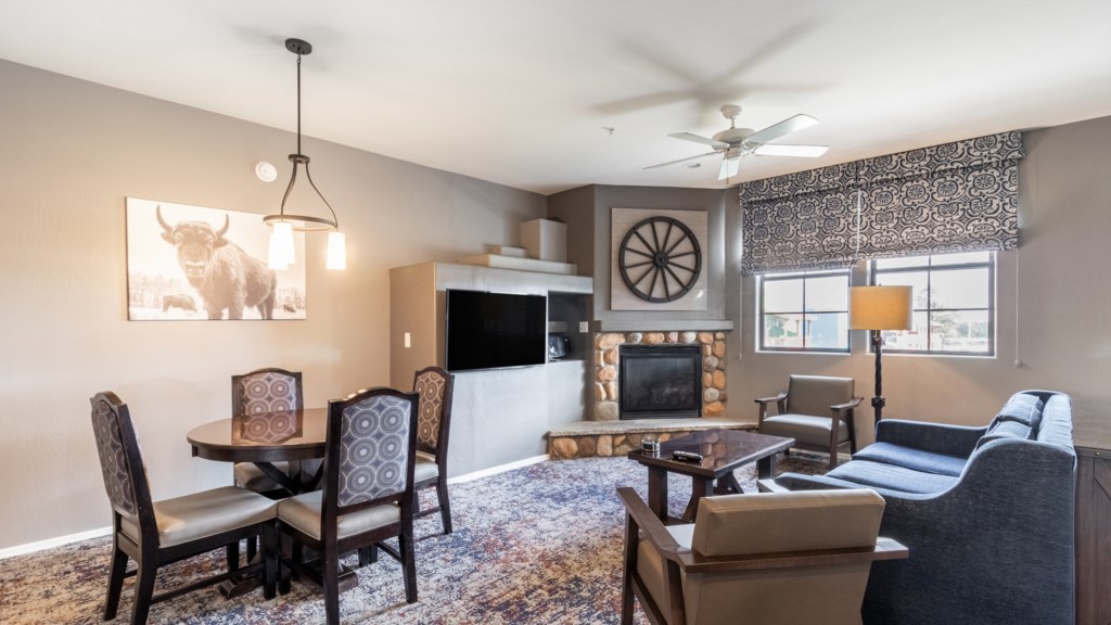 9 Club Wyndham Bison Ranch_Kitchen-LivingRoom - 0002.jpg