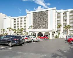 Resort.jpg