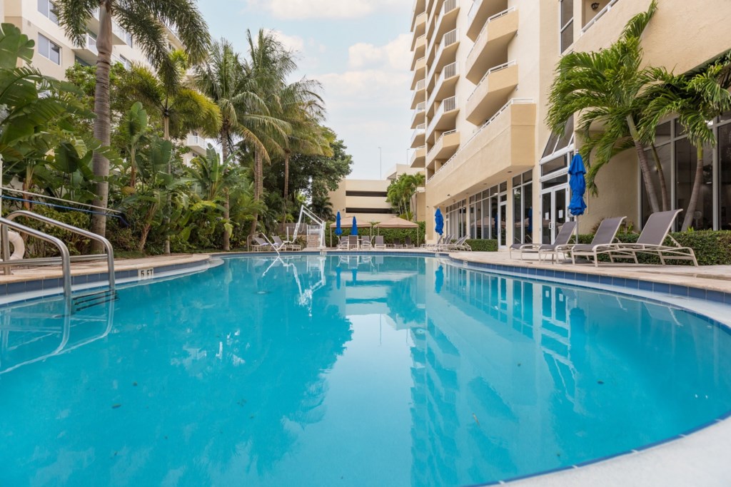 WyndhamSantaBarbara_2