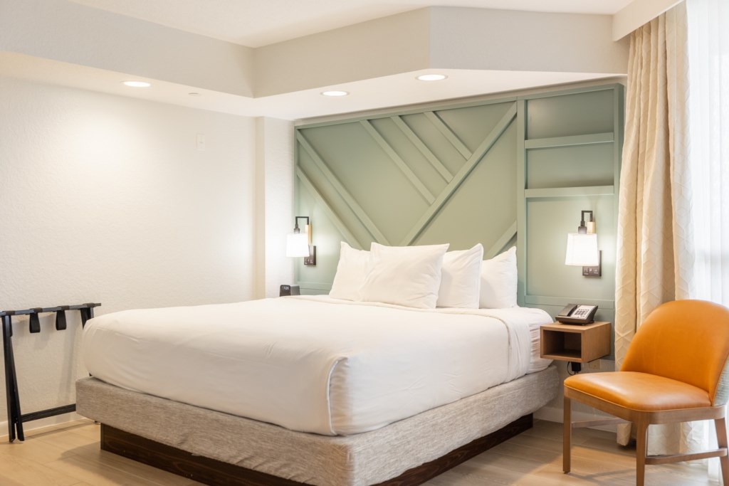 Wyndham Santa Barbara_10.jpg