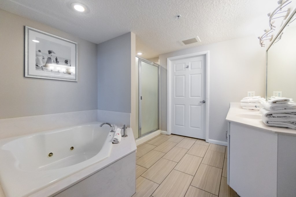 Club Wyndham Ocean Walk_13.jpg