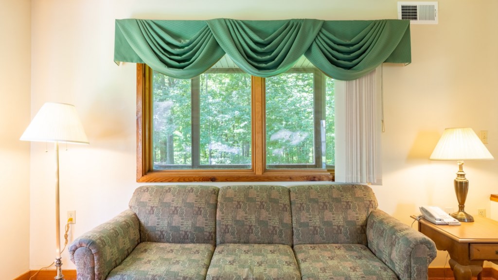 02_Wyndham Resorts _16living area-044.jpg