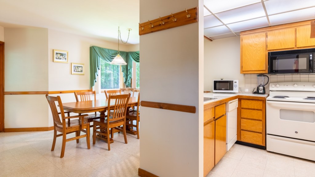 Wyndham Resorts _14dining area-036.jpg