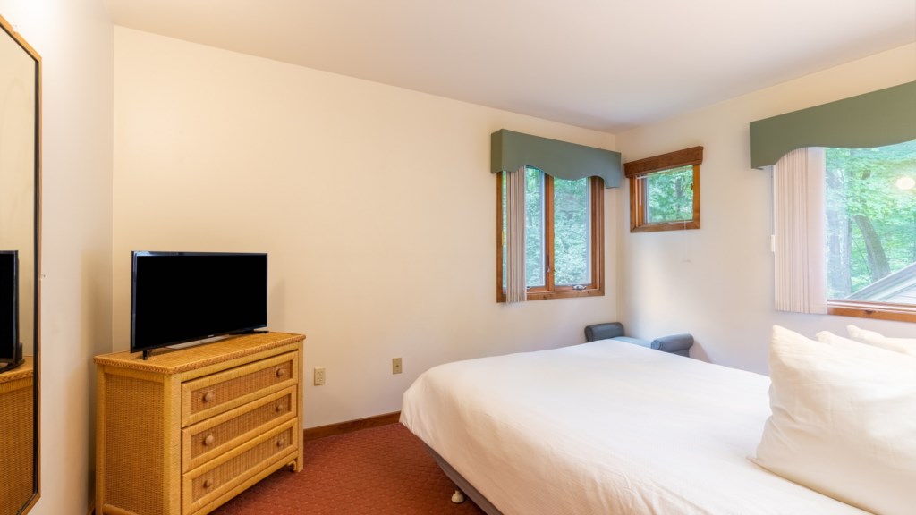 Wyndham Resorts _20bedroom-053.jpg