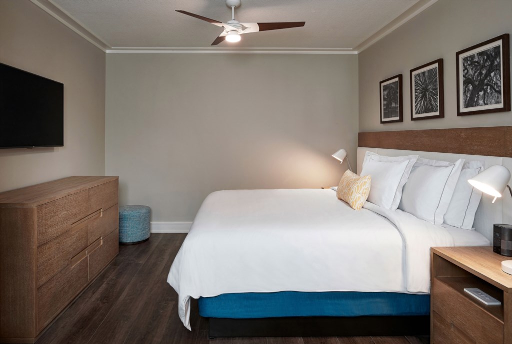 myroe-hi-res-suite-1-bedroom-master.jpg