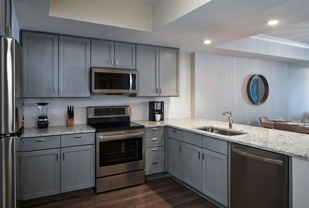 myroe-hi-res-suite-2-bedroom-kitchen.jpg