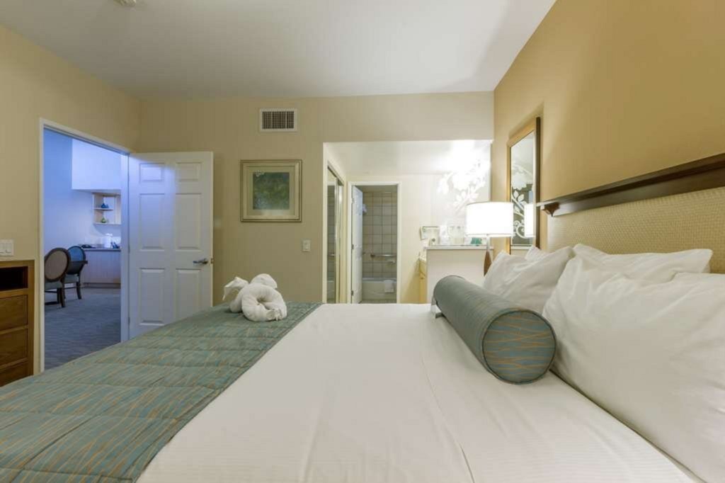Grand Pacific Palisades_12.jpg