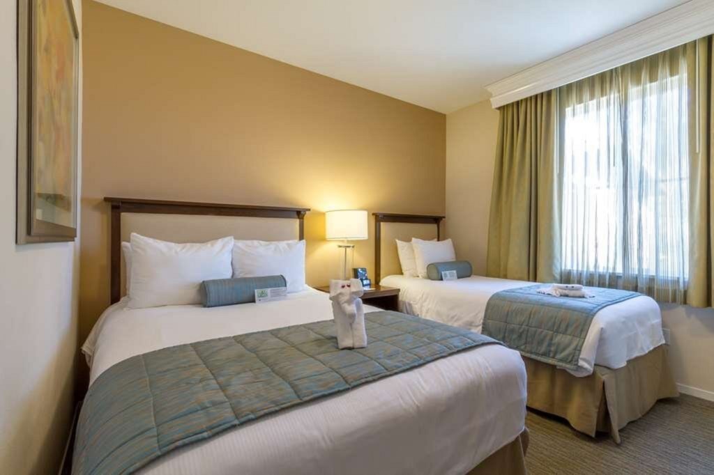 Grand Pacific Palisades_16.jpg