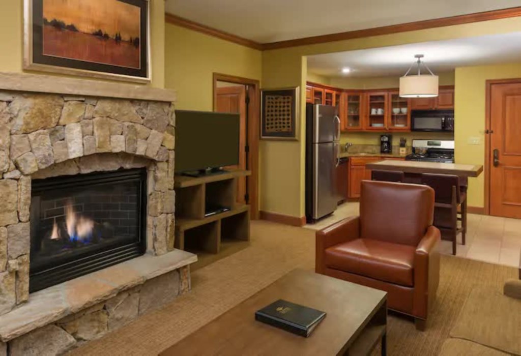 Valdoro Mountain Lodge by Hilton_6.jpg