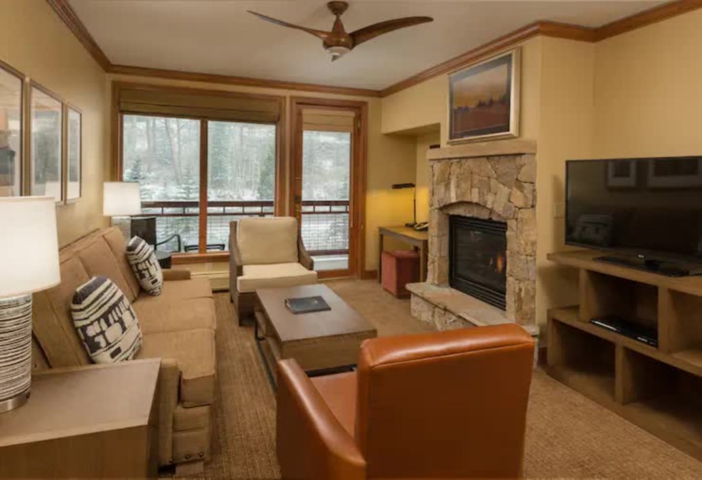 Valdoro Mountain Lodge by Hilton_7.jpg