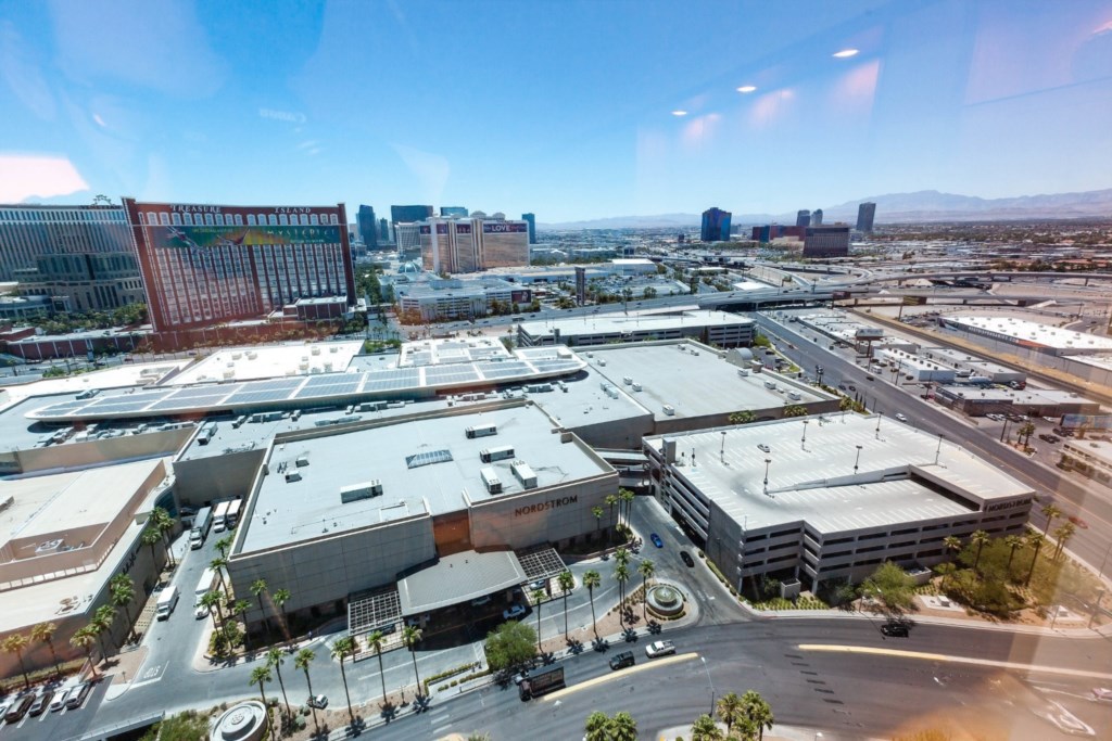 Hilton Grand Vacations Club at Trump International Hotel Las Vegas_23.jpg