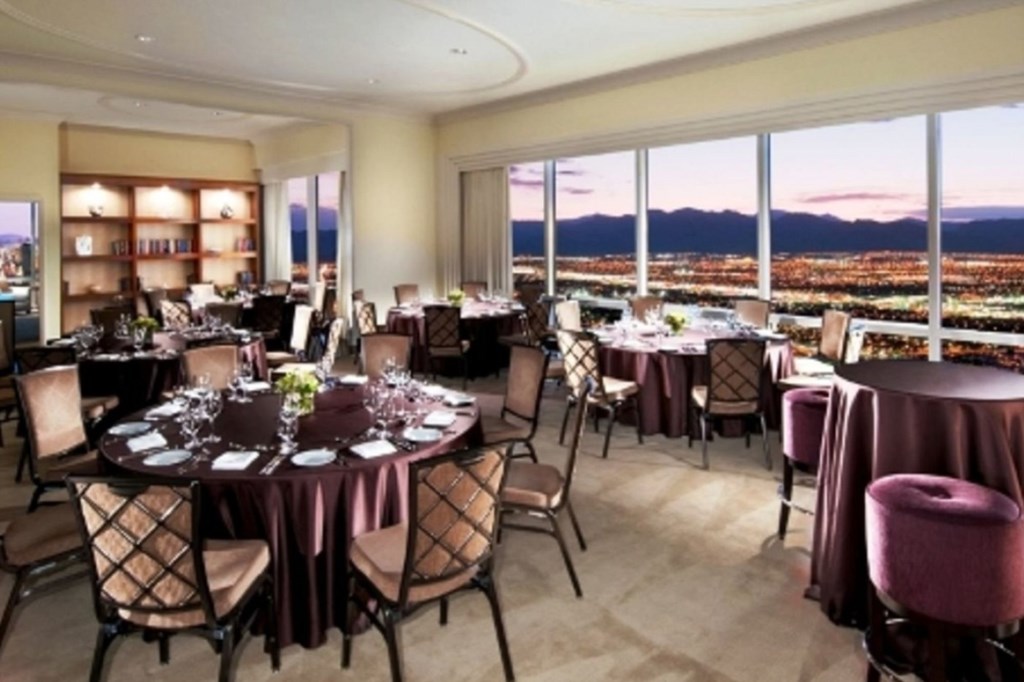 Hilton Grand Vacations Club at Trump International Hotel Las Vegas_33.jpg