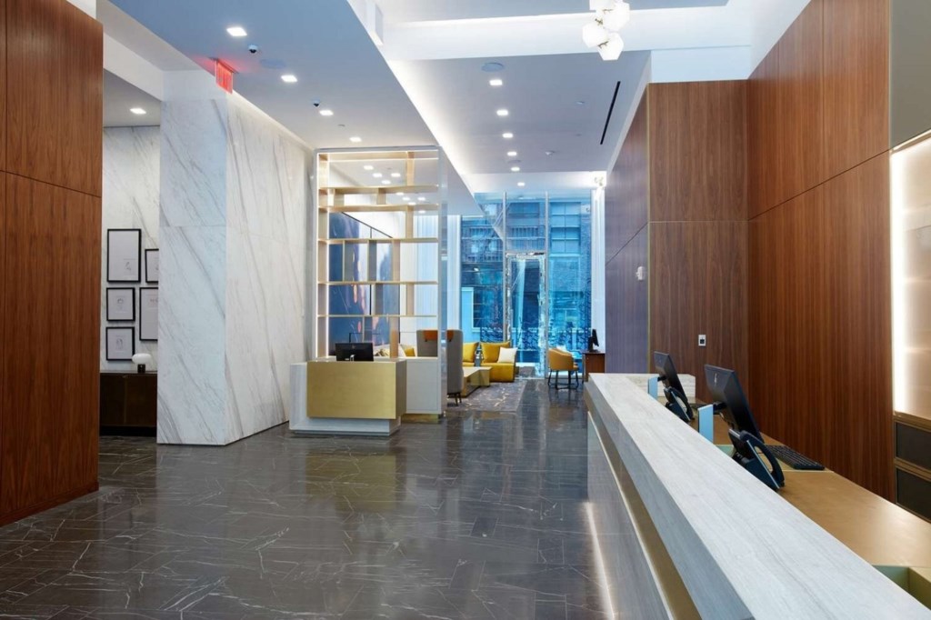 Hilton Club The Central at 5th New York_16.jpg