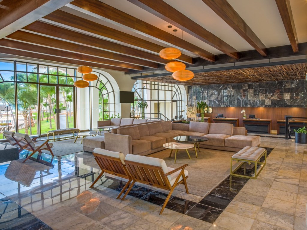 Fiesta Americana Villas Cancun_48_lobby.jpg