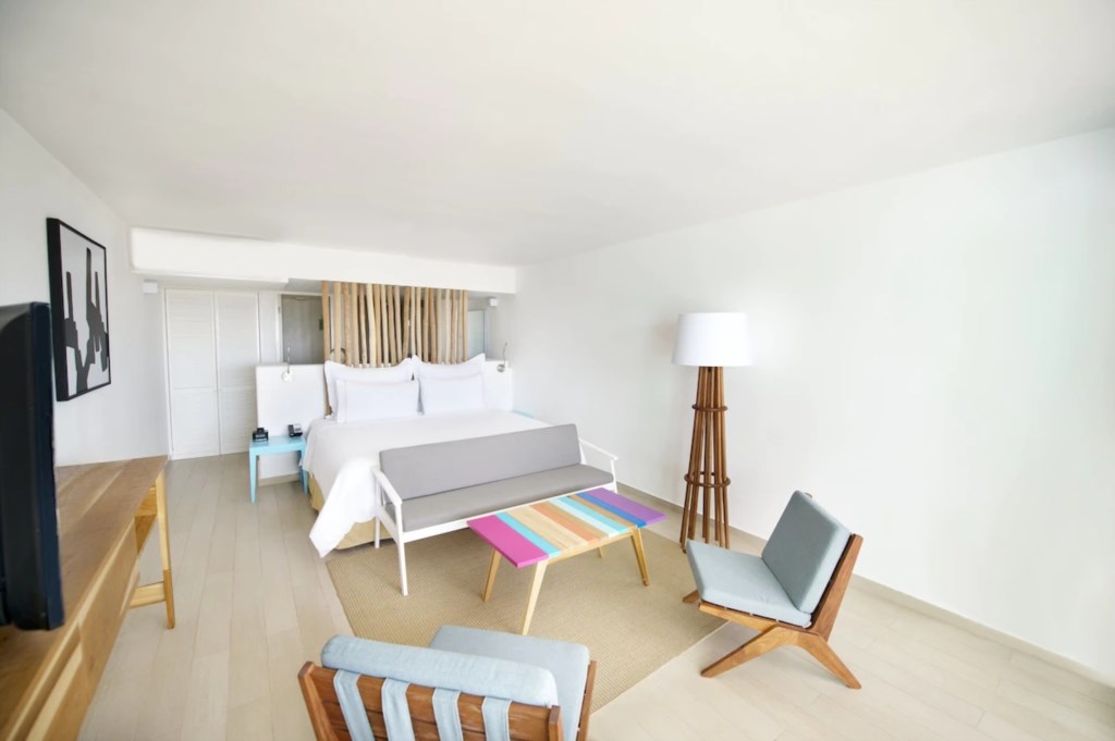 21_room-i