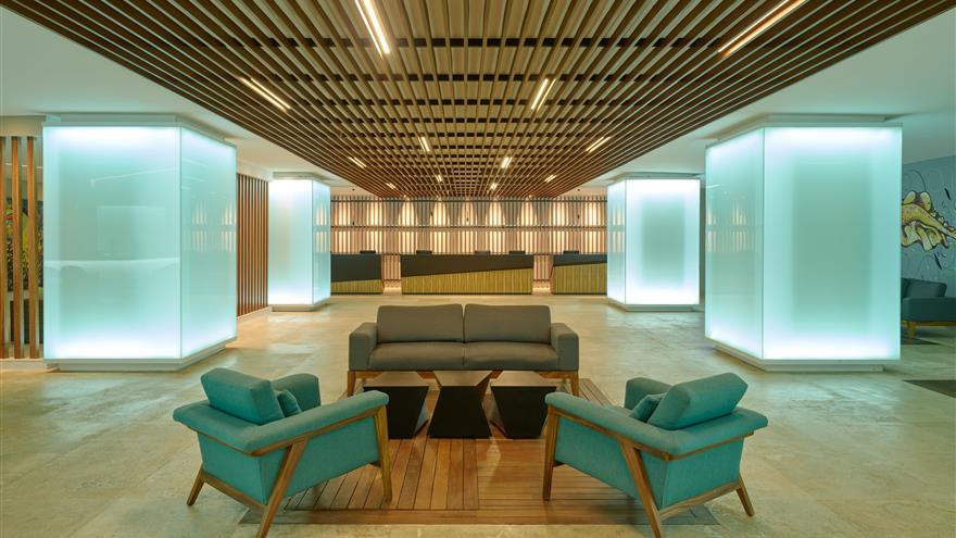 fav-acap-lobby-001-880x495