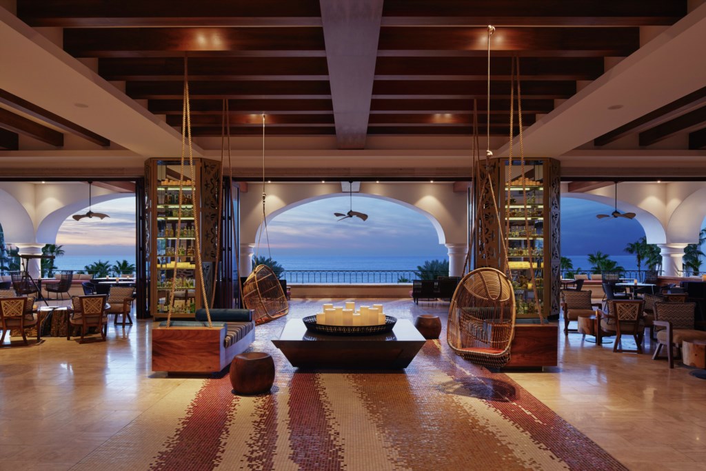 sjdgv-hi-res-azul-lobby-bar2.jpg