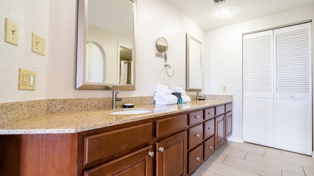 Wyndham Sea Gardens_14.jpg