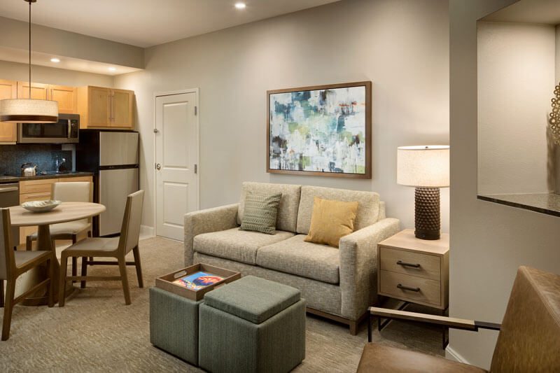 Villas-1BR-Villa-Livingroom-WKV-westin_livingroom_den-800x533-800x533.jpg