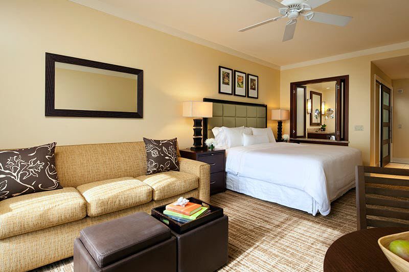 svo5647gr-145726-Studio-Premium-Villa-Living-Room-at-The-Westin-Kaanapali-800x533.jpg
