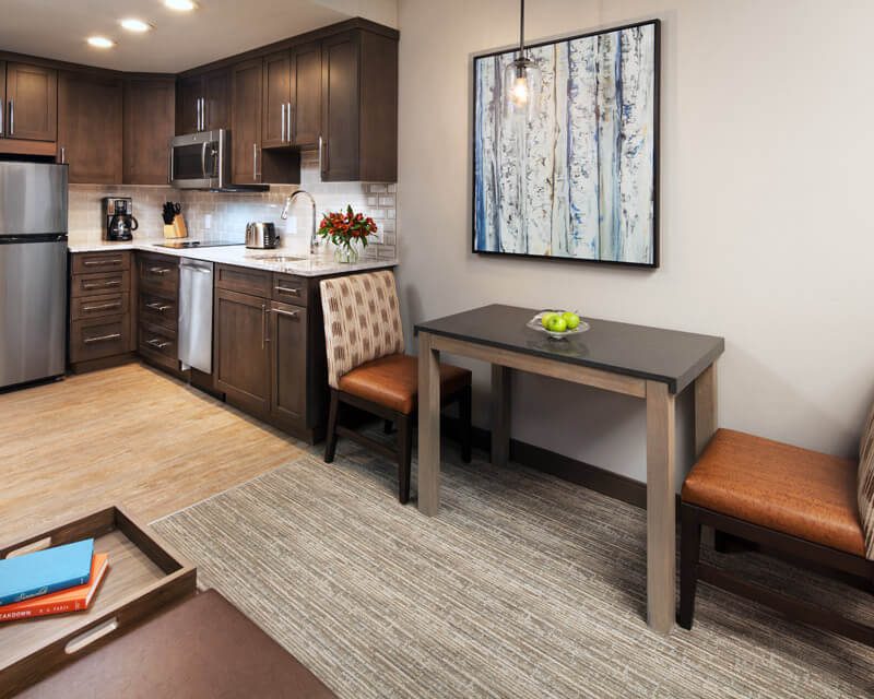 Villas-SSR-Dining-Kitchenettesvo5657LK-188133-800x640-800x640.jpg