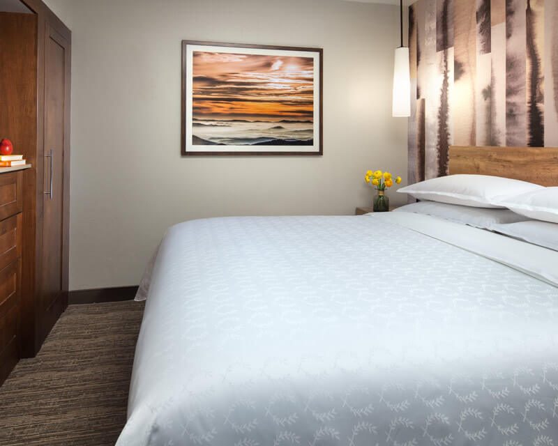 villas-ssr-bedroom-svo5657gr-188113-800x640-1-800x640