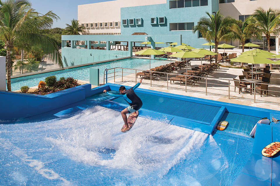 Photos-Flowrider-WCRV-svo1092ls.188452-960x640.jpg