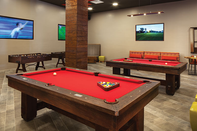 Photo-Pool-Table-WLCRV-svo1087re.187448-800x530.jpg