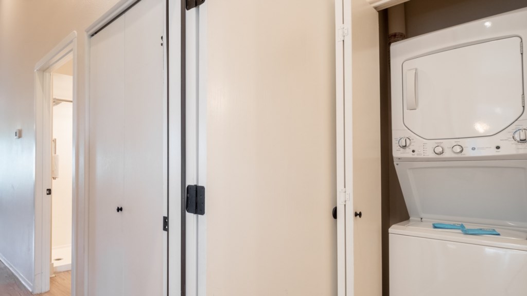 32 ClubWynham_2bedroom- 033.jpg