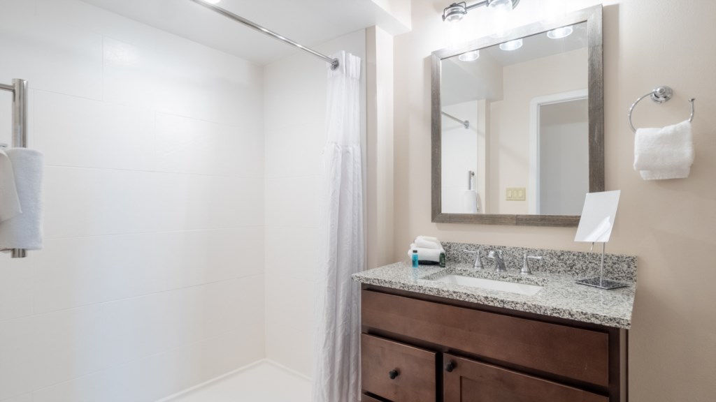 43 ClubWynham_2bedroom- 044.jpg