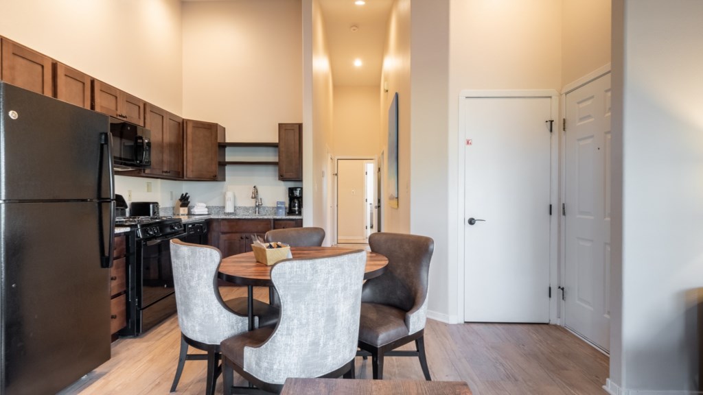 49 ClubWynham_2bedroom- 050.jpg