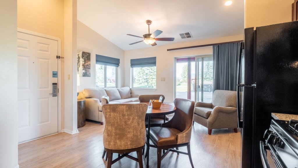 50 ClubWynham_2bedroom- 051.jpg