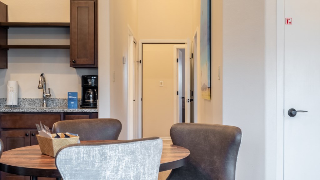 60 ClubWynham_2bedroom- 060.jpg