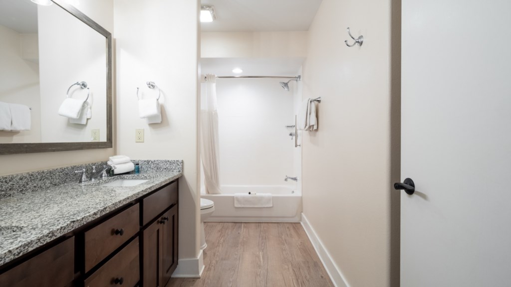 21 ClubWynham_2bedroom- 022.jpg
