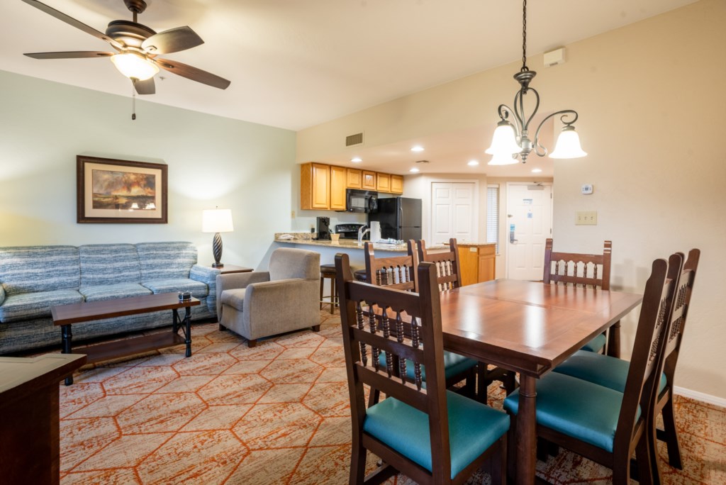 14 Club Wyndham Sedona 2 bedroom - living area (10).jpg