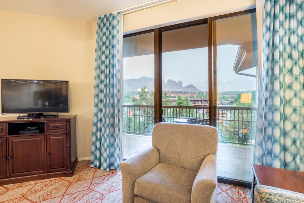 7 Club Wyndham Sedona 2 bedroom - balcony (8).jpg