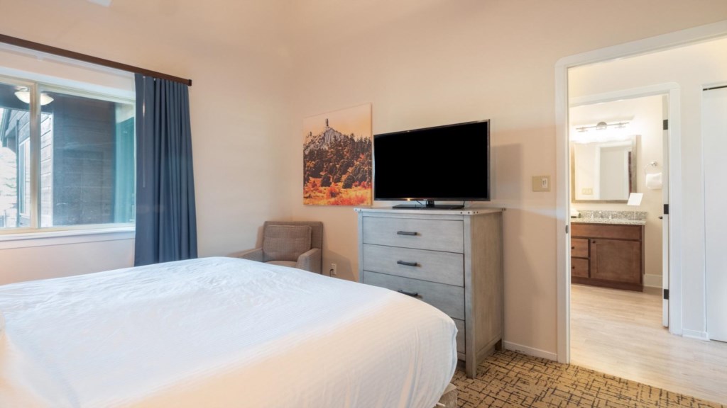36ClubWynham_2bedroom-037