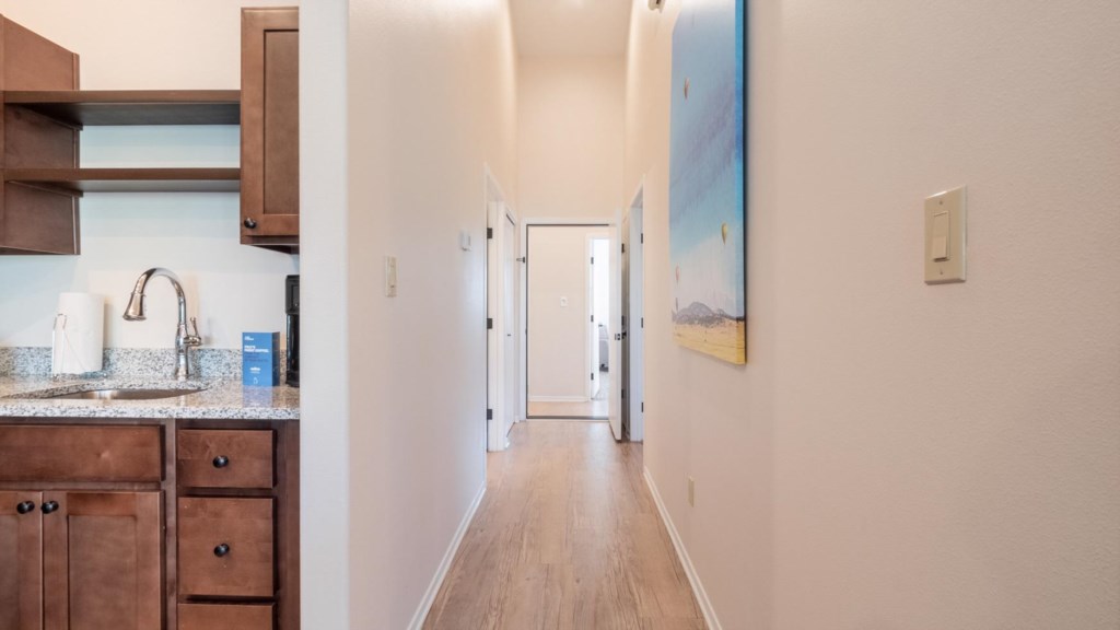 44ClubWynham_2bedroom-045
